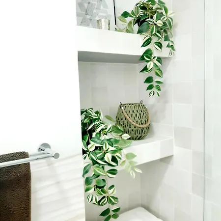 Impressive With 3 Bedrooms Metres From The