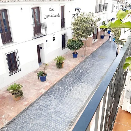 Impressive With 3 Bedrooms Metres From The Estepona
