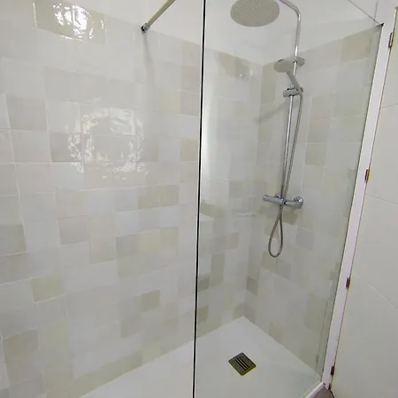 Impressive With 3 Bedrooms Metres From The *
