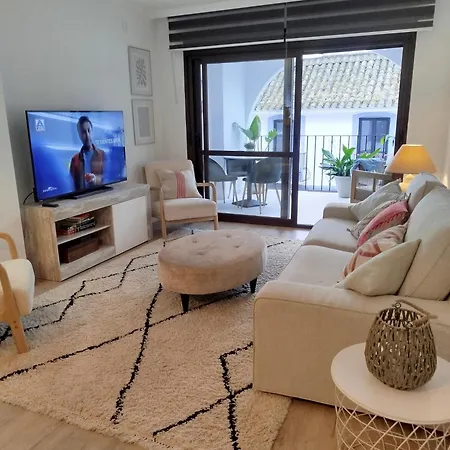 Impressive With 3 Bedrooms Metres From The Estepona