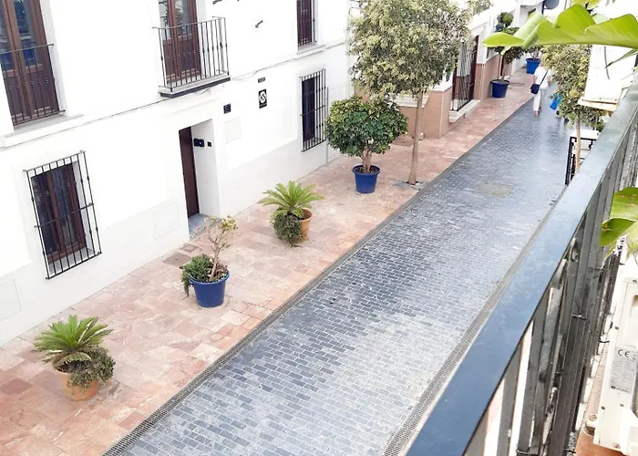 Impressive With 3 Bedrooms Metres From The Estepona