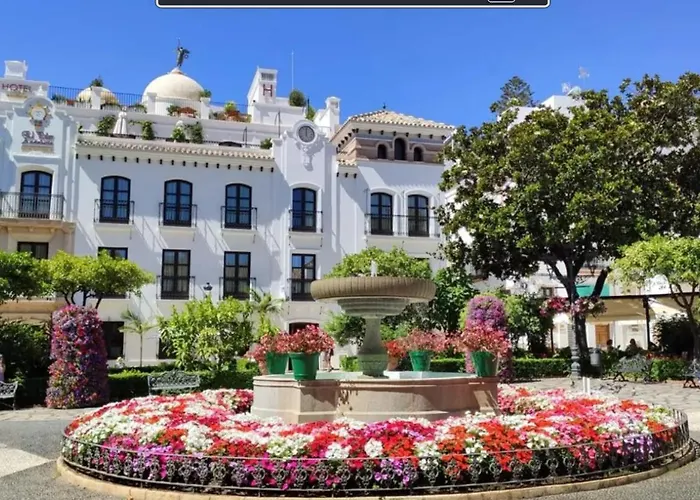 Lejlighed Impressive With 3 Bedrooms Metres From The Estepona