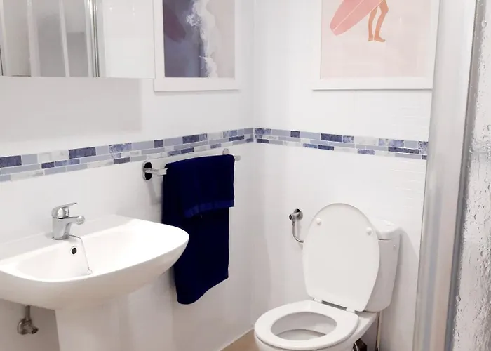 Impressive With 3 Bedrooms Metres From The *