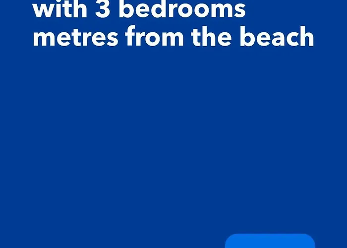 Апартаменты Impressive With 3 Bedrooms Metres From The